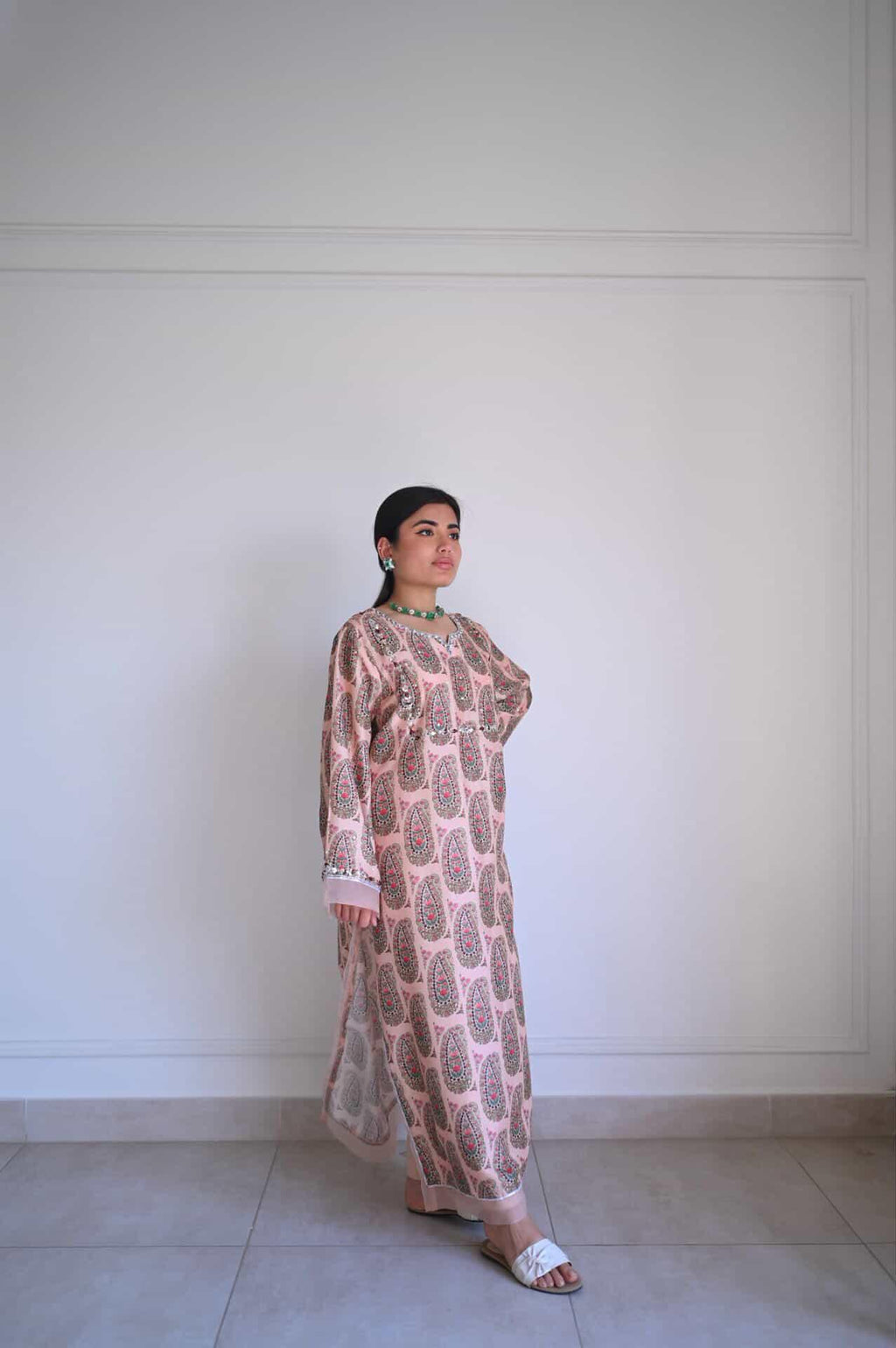 Blush Pink Paisley Printed Kurta with Pearl Embellishment – Women's Romantic Festive Set
